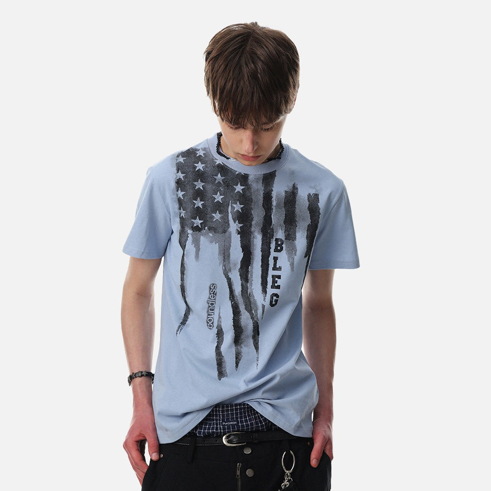 DAXUEN Short-sleeved graphic T-shirt with distressed flag design