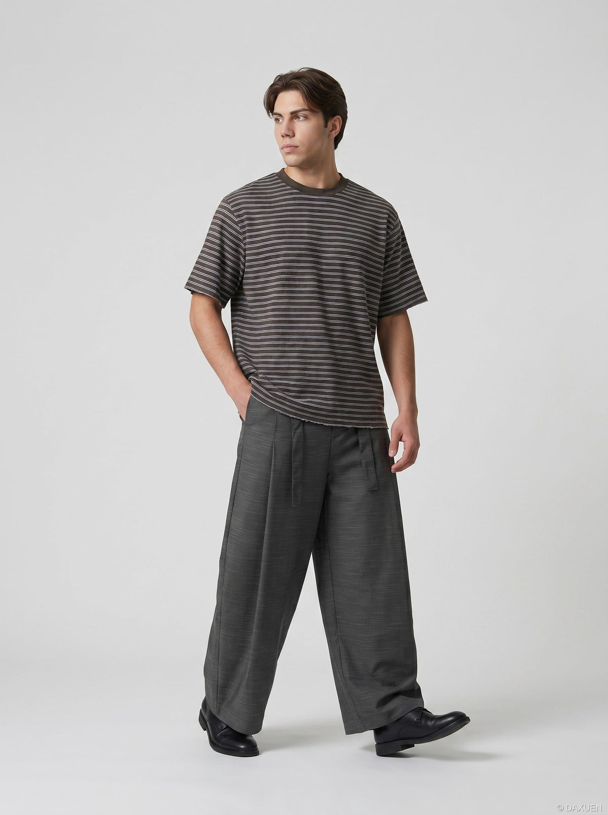 DAXUEN Boxy striped short-sleeve T-shirt with raw edges — model photo