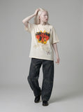 DAXUEN Butterfly graphic crew neck t-shirt — model photo