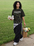 DAXUEN Relaxed-fit camouflage short-sleeved T-shirt — model photo