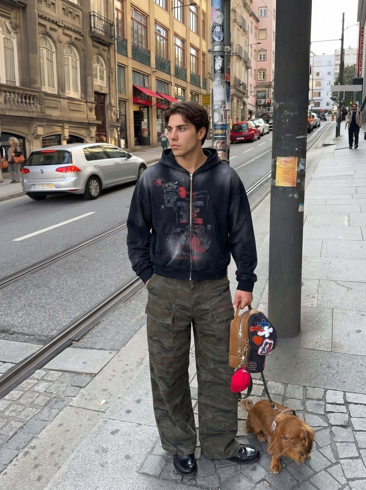 DAXUEN Wide-leg cargo pants in camouflage pattern — model photo