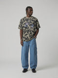 DAXUEN Camouflage graphic t-shirt with polaroid style print — model photo