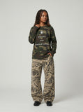 DAXUEN Camouflage long-sleeve top with graphics — model photo