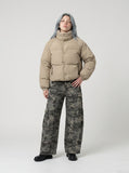 DAXUEN Camouflage wide-leg cargo jeans — model photo