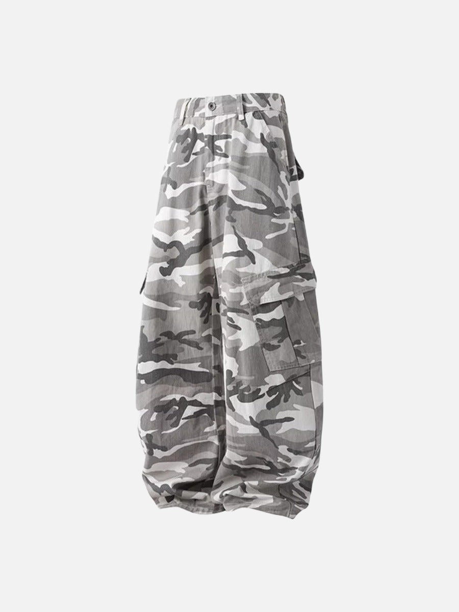 Camouflage wide-leg cargo pants