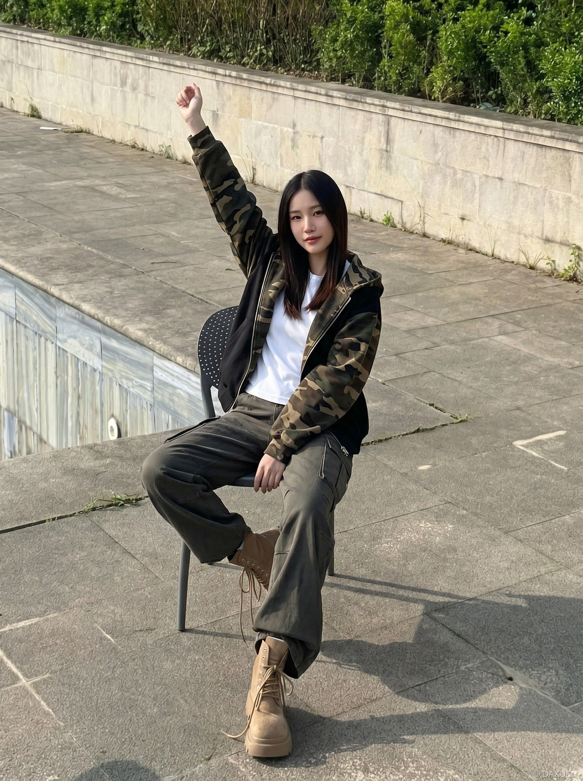 DAXUEN cargo-wide-leg-pants-for-streetwear — model photo