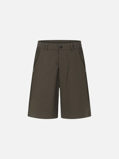 DAXUEN Knee-length casual shorts with rivet pockets
