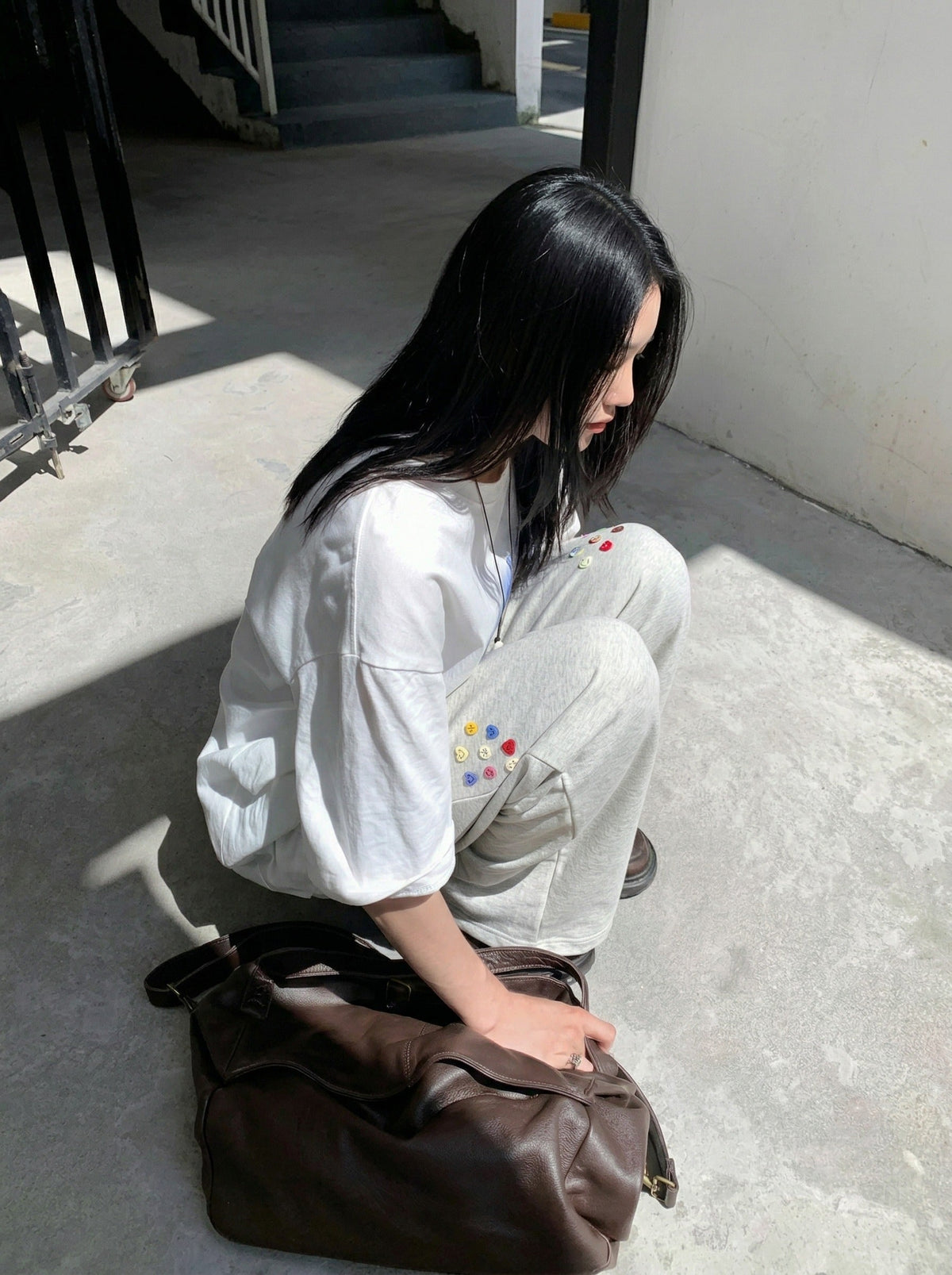 DAXUEN Women's casual wide-leg sweatpants in various styles — model photo