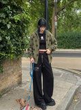 DAXUEN Wide-leg sweatpants in black and heathered light grey — model photo