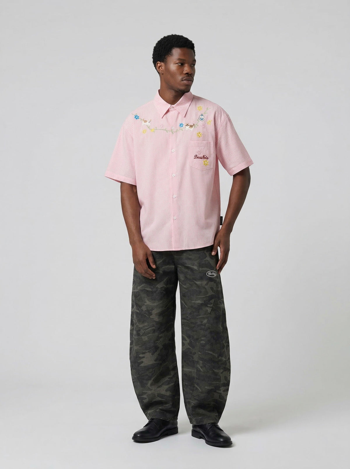 DAXUEN Short-sleeved embroidered gingham button-up shirt — model photo