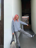 DAXUEN Long-sleeved plaid button-up shirt — model photo