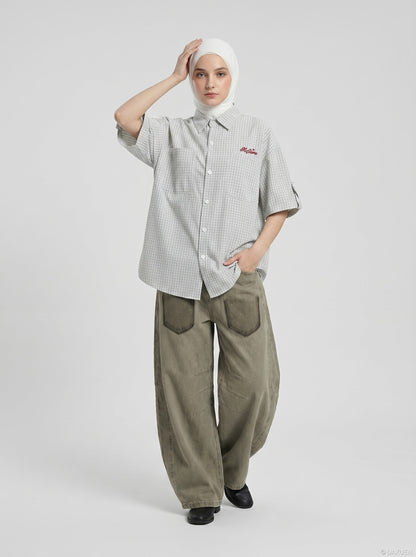 DAXUEN Short-sleeved plaid button-up shirt — model photo