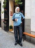 DAXUEN Men's relaxed fit short-sleeved mesh jersey top — model photo