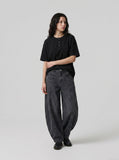 DAXUEN Relaxed-fit short-sleeved Henley t-shirt — model photo