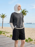 DAXUEN Loose-fit wide-leg shorts for men — model photo
