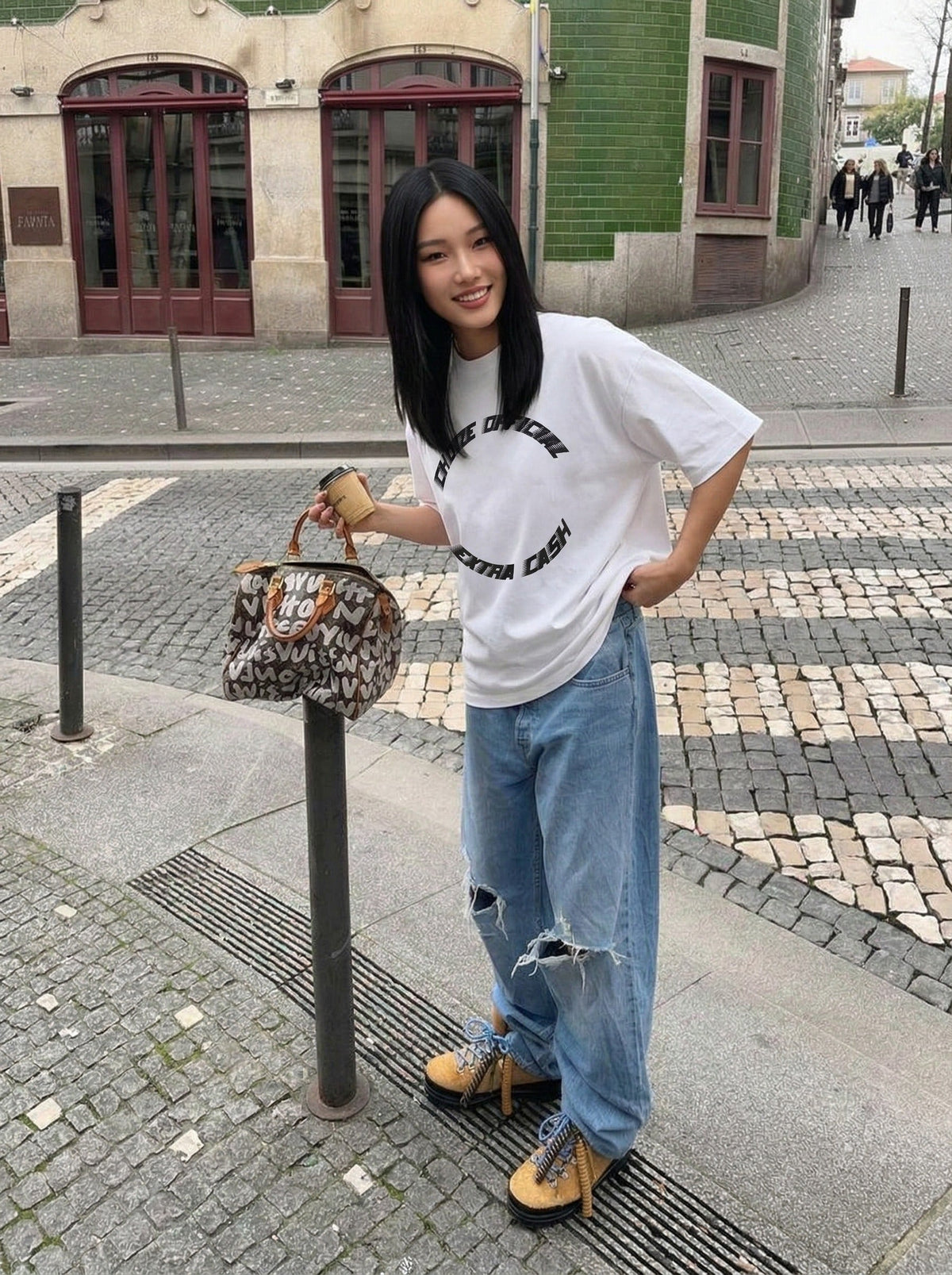 DAXUEN CHOIZE graphic oversized t-shirt — model photo