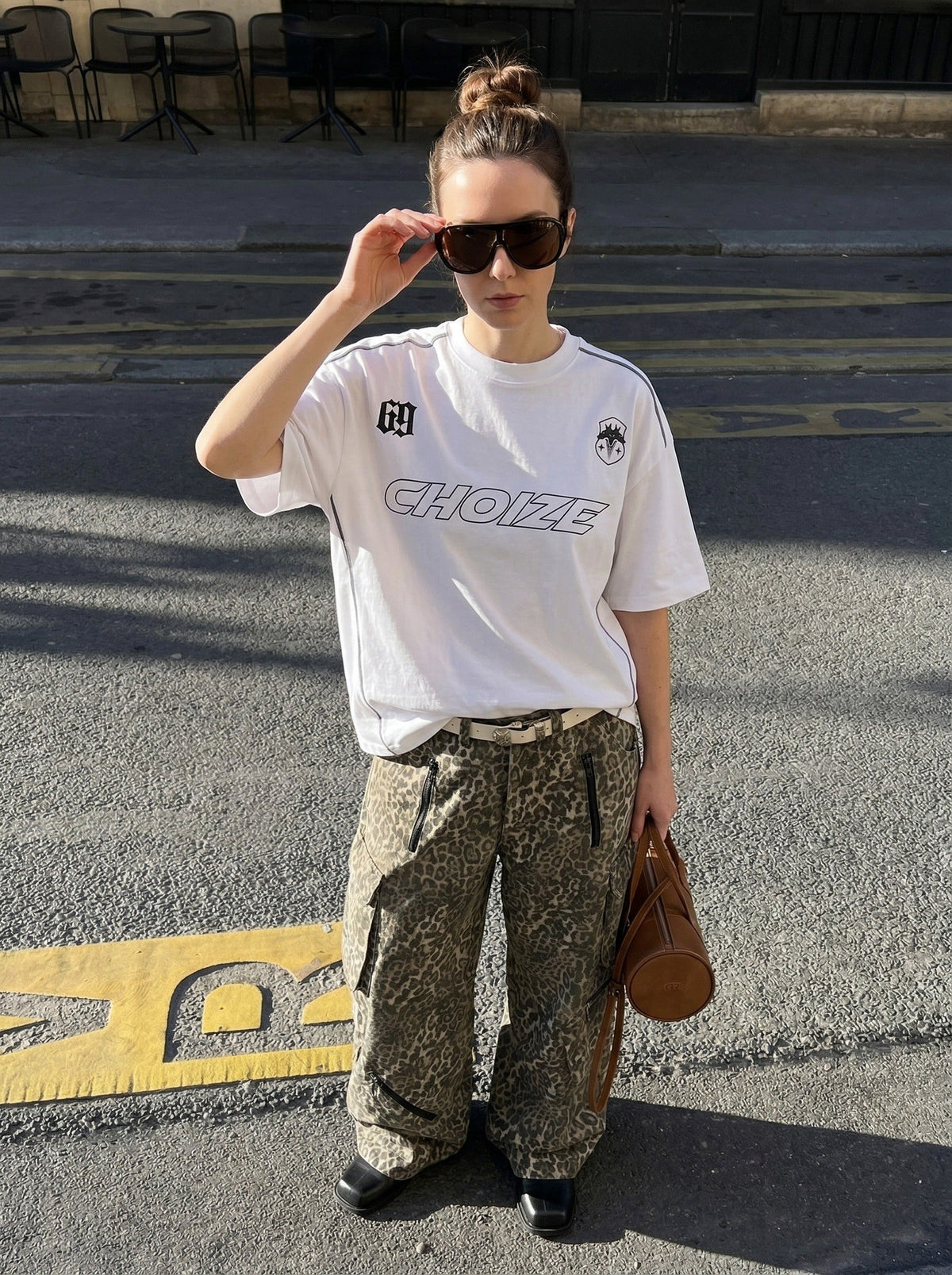 DAXUEN CHOIZE graphic oversized t-shirt — model photo