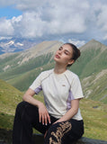 DAXUEN Color blocked short-sleeved t-shirt with contrast stitching — model photo