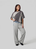 DAXUEN Oversized color-blocked t-shirt with contrasting panels — model photo