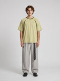 DAXUEN Casual T-shirt with contrasting colors and graphics — model photo