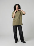 DAXUEN Oversized short-sleeved t-shirt with cross embroidery — model photo