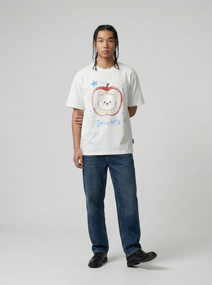DAXUEN Graphic t-shirt featuring an apple and bear design — model photo