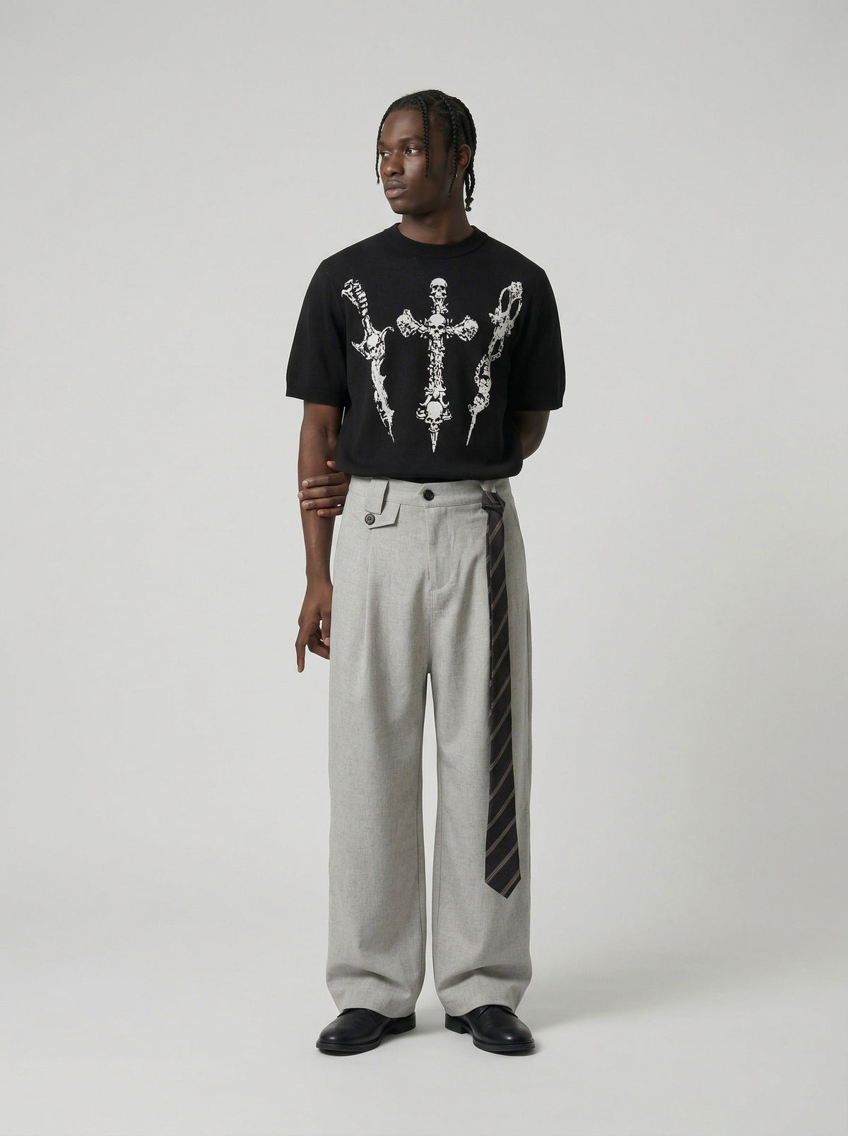 DAXUEN Dark Cross Graphic Knitted T-Shirt — model photo