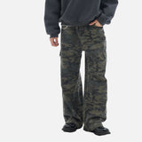 DAXUEN dark green camouflage relaxed cargo pants