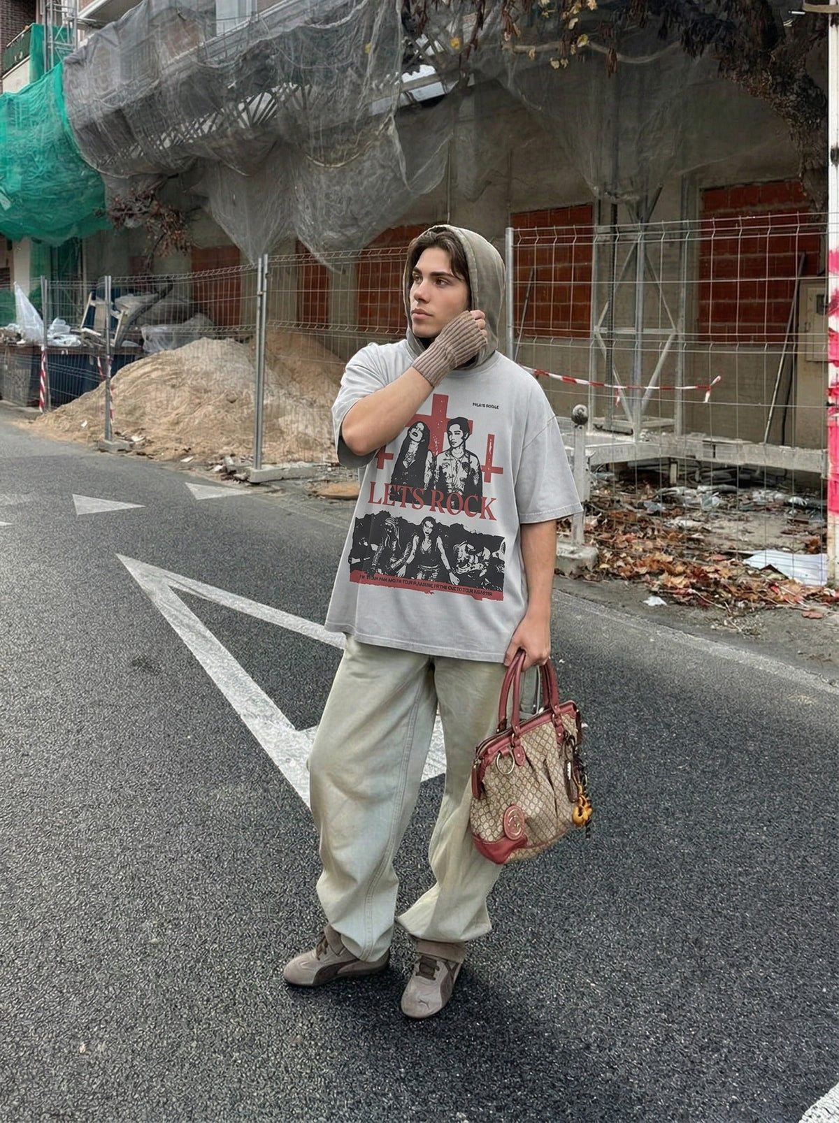 DAXUEN Oversized graphic t-shirt with bold prints — model photo