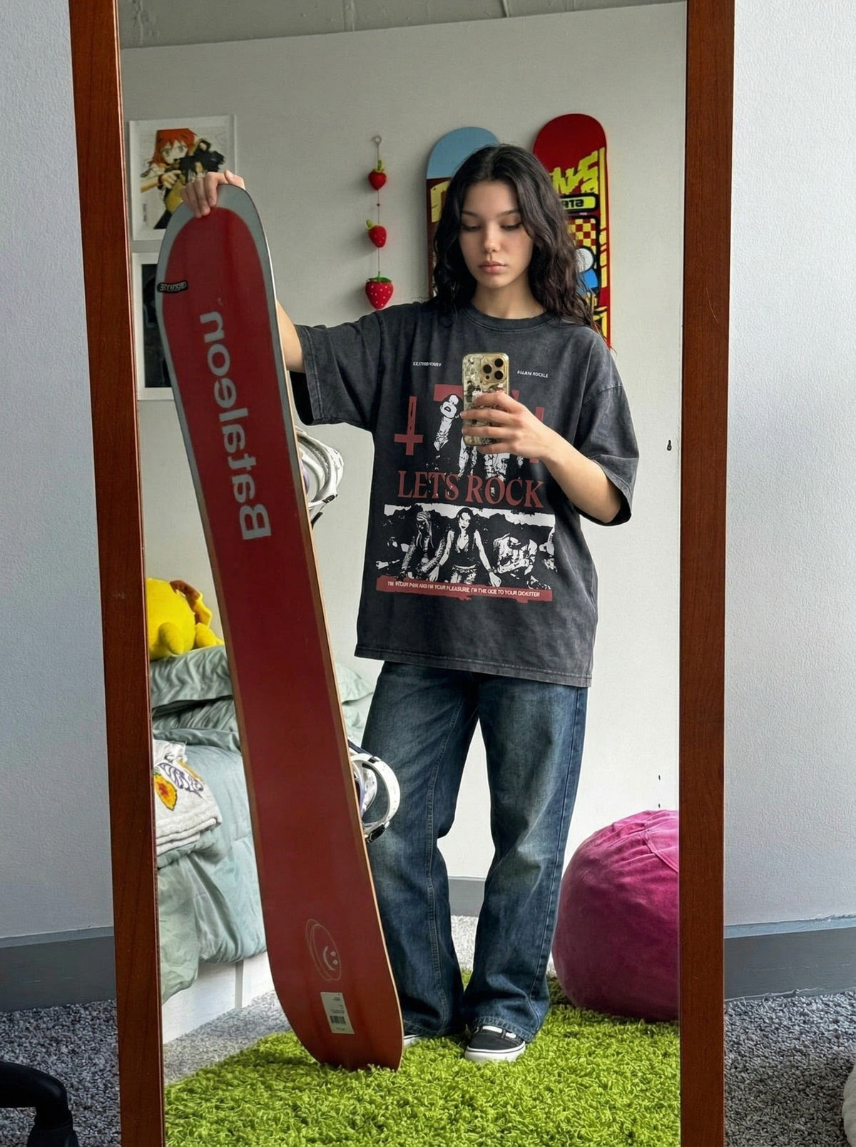 DAXUEN Oversized graphic t-shirt with bold prints — model photo