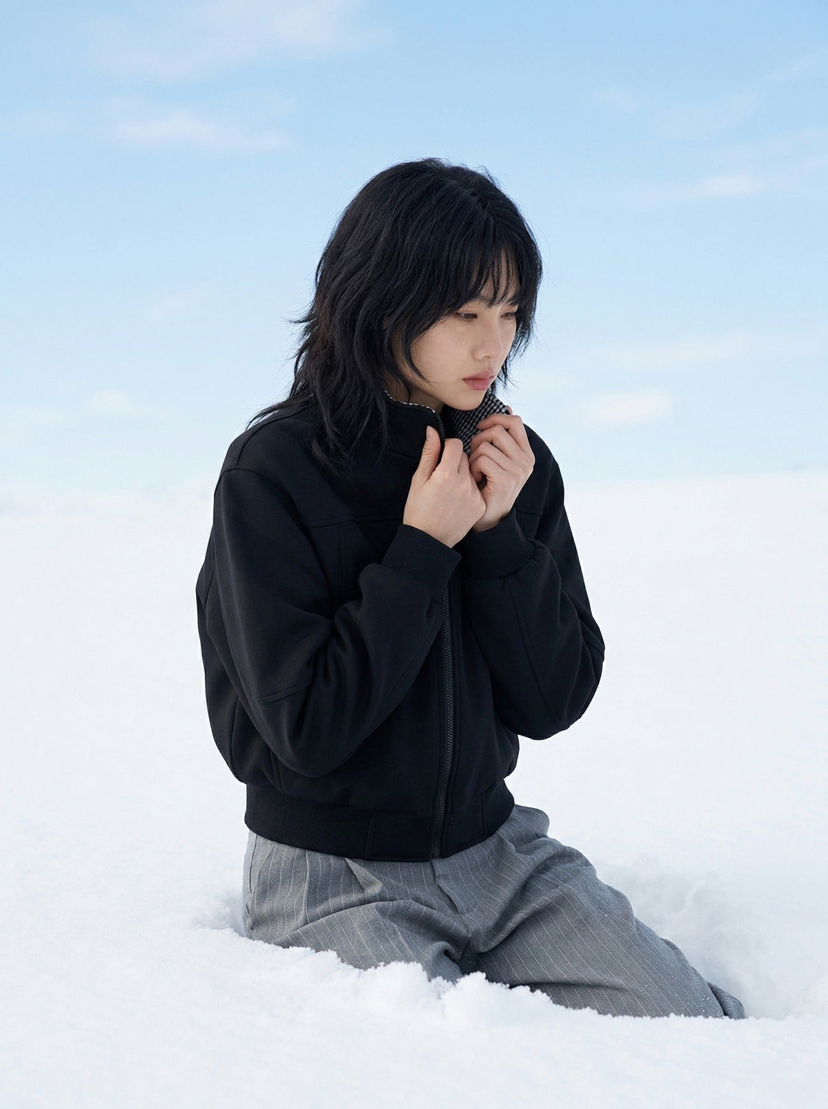DAXUEN Deconstructed bomber jacket with ribbed cuffs and collar — model photo