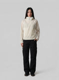 DAXUEN Lightweight hooded jacket with diagonal zipper — model photo