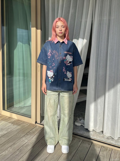 DAXUEN Relaxed-fit short-sleeved button-down denim shirt — model photo