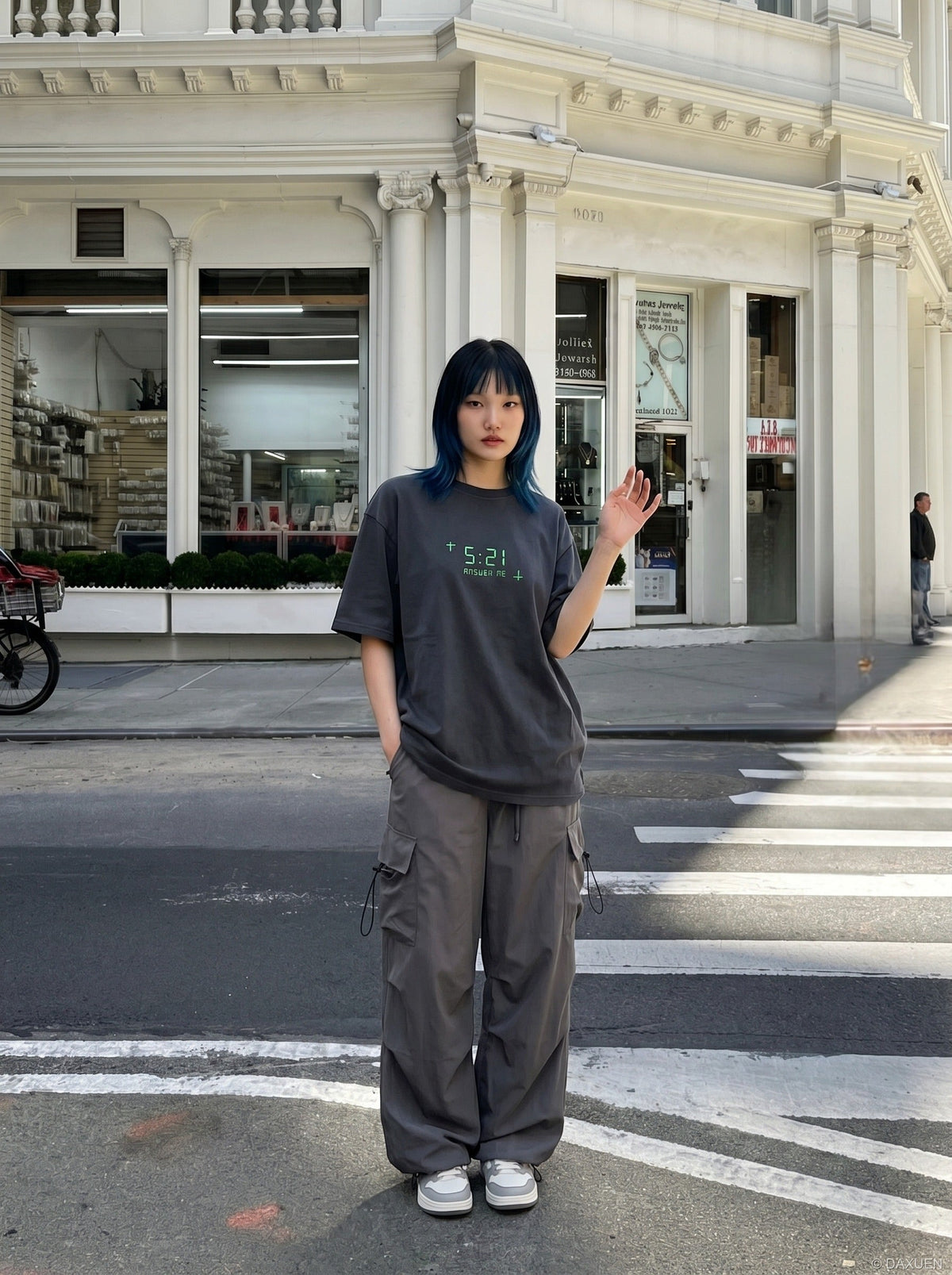 DAXUEN pink oversized digital clock graphic tee — model photo