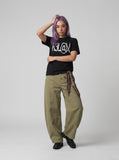 DAXUEN black oversized distressed graphic tee — model photo