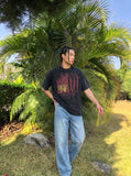 DAXUEN Men's oversized short-sleeved t-shirt with graphic print — model photo