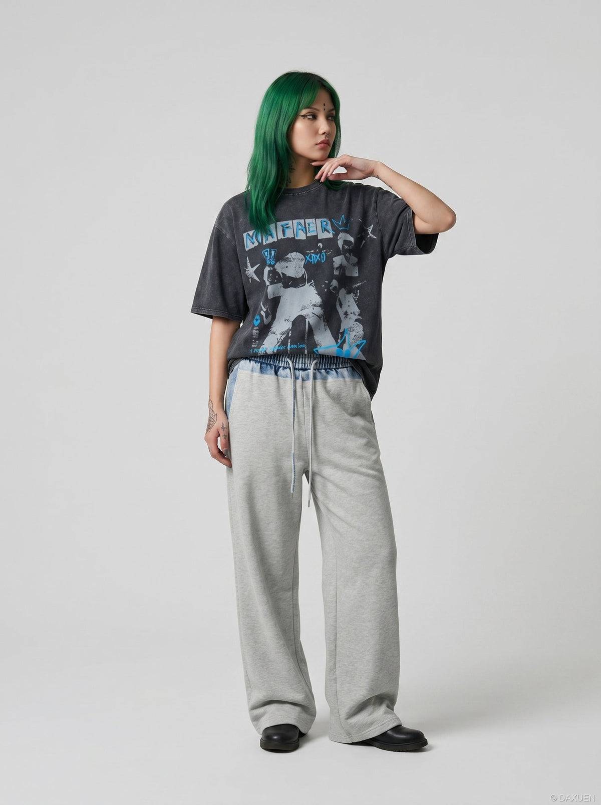 DAXUEN Distressed graphic short-sleeve t-shirt — model photo