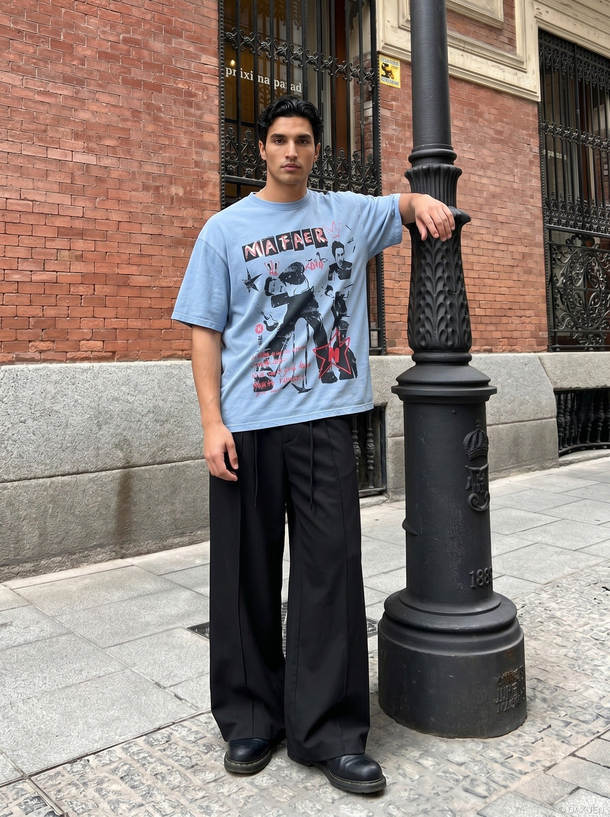DAXUEN Distressed graphic short-sleeve t-shirt — model photo