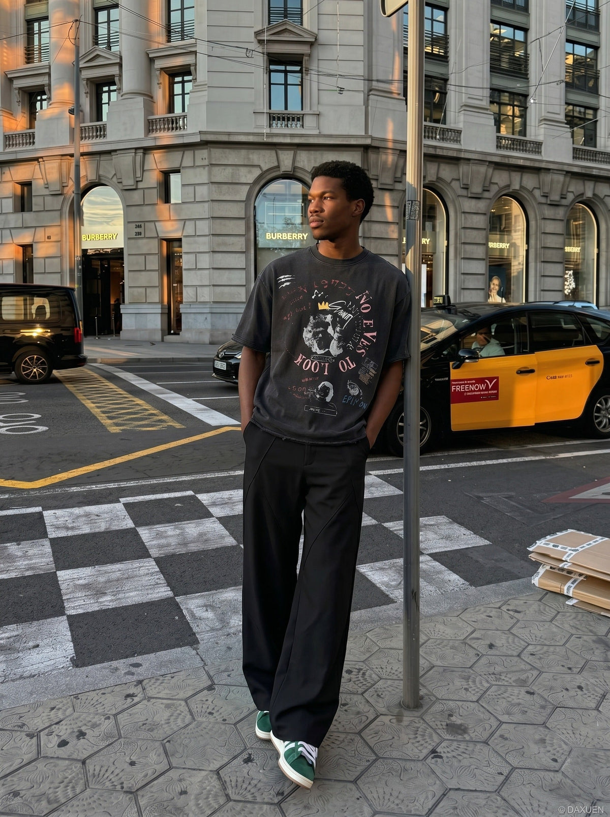 DAXUEN Distressed short-sleeved graphic T-shirt — model photo