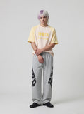 DAXUEN Short-sleeved crew-neck t-shirt with graphic print — model photo