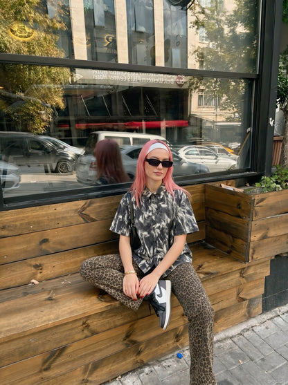 DAXUEN Distressed tie-dye short-sleeved button-up shirt — model photo