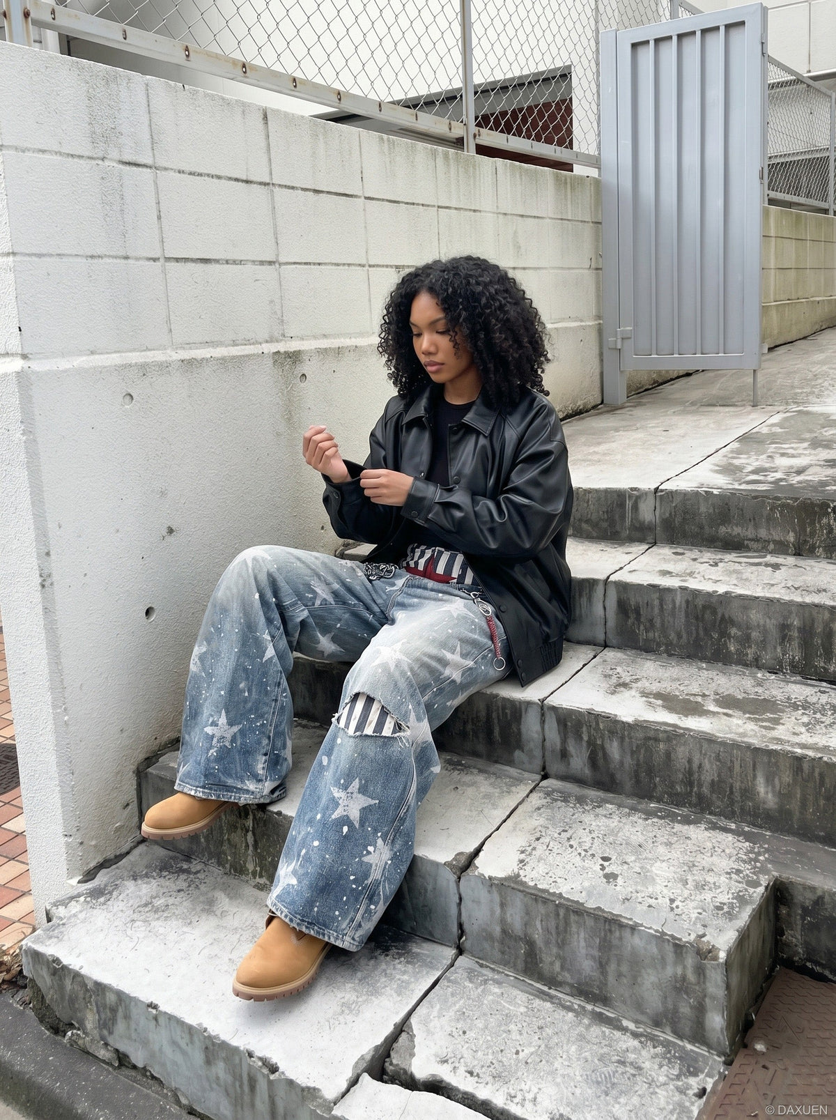 Wide-Leg Star Print Distressed Jeans