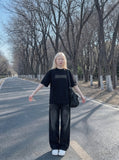 DAXUEN Relaxed fit short-sleeved t-shirt with graphic prints — model photo