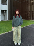 DAXUEN Oversized relaxed-fit hoodie with dropped shoulders — model photo