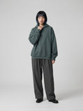 DAXUEN Oversized relaxed-fit hoodie with dropped shoulders — model photo