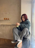DAXUEN Oversized relaxed-fit hoodie with dropped shoulders — model photo