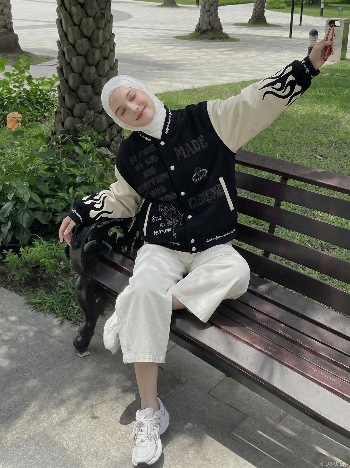 DAXUEN Ecru high-waisted wide-leg culottes — model photo