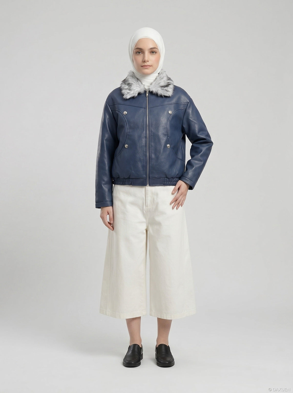 DAXUEN Ecru high-waisted wide-leg culottes — model photo
