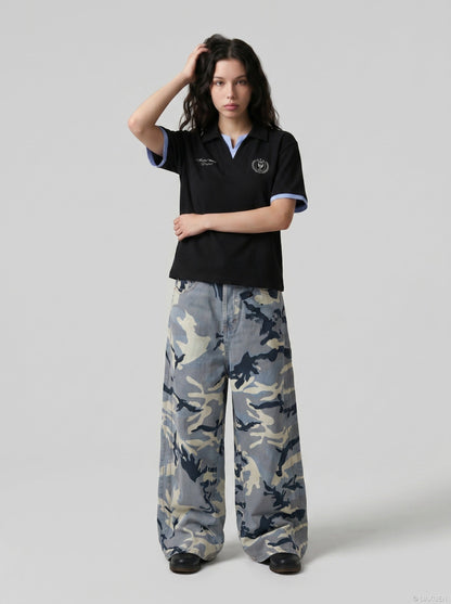 DAXUEN Short-sleeve polo shirt with striped details and embroidery — model photo