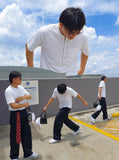 DAXUEN Men's short-sleeved T-shirt with zipper and pocket — model photo